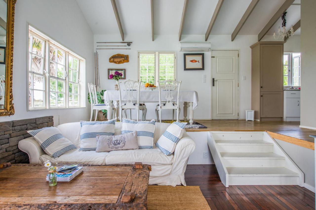 Bycroft Lodge Karaka Dış mekan fotoğraf